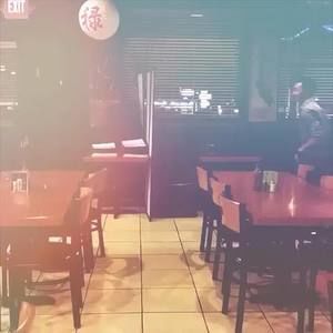 Meet your Posher, Sangerbois